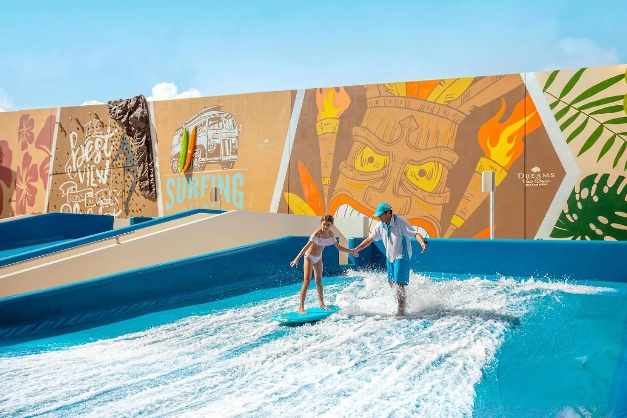 Dreams Vista Cancun Golf & Spa Resort