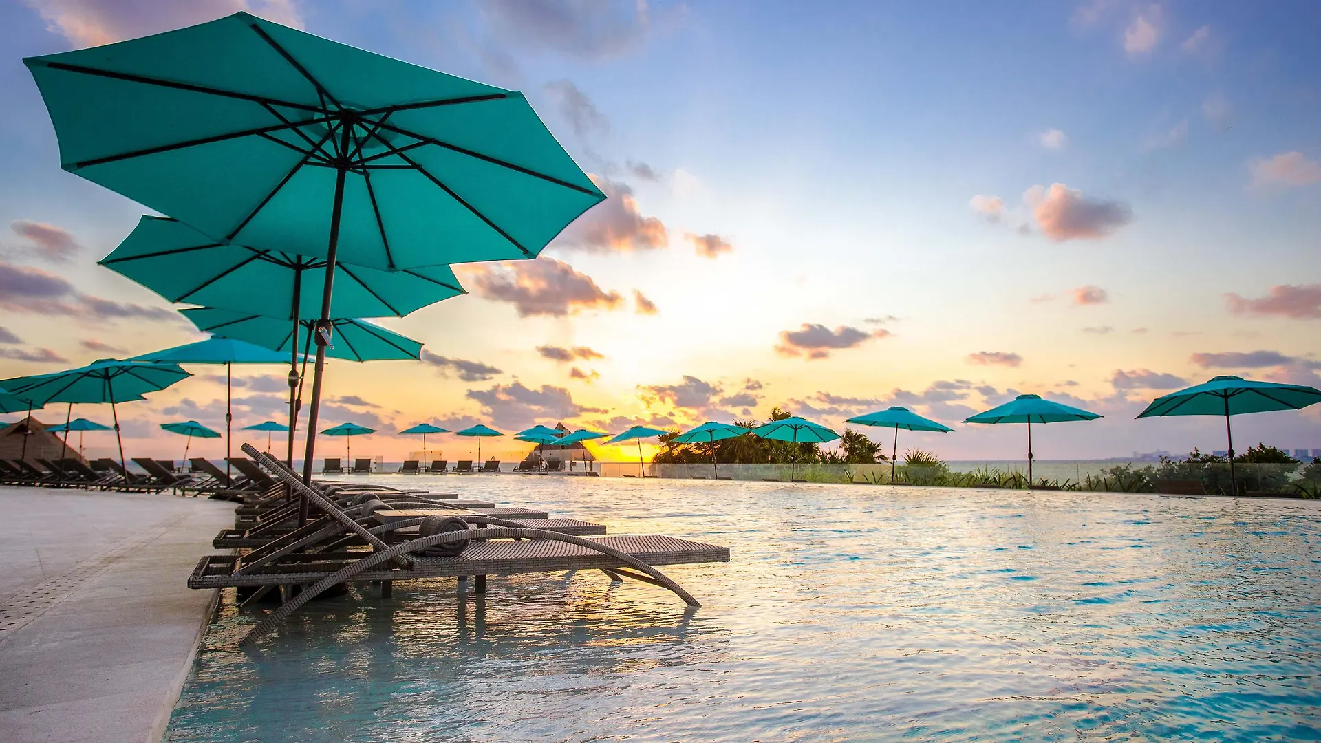 Dreams Vista Cancun Golf & Spa Resort