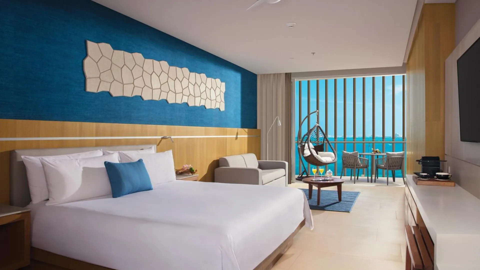 Dreams Vista Cancun Golf & Spa Resort