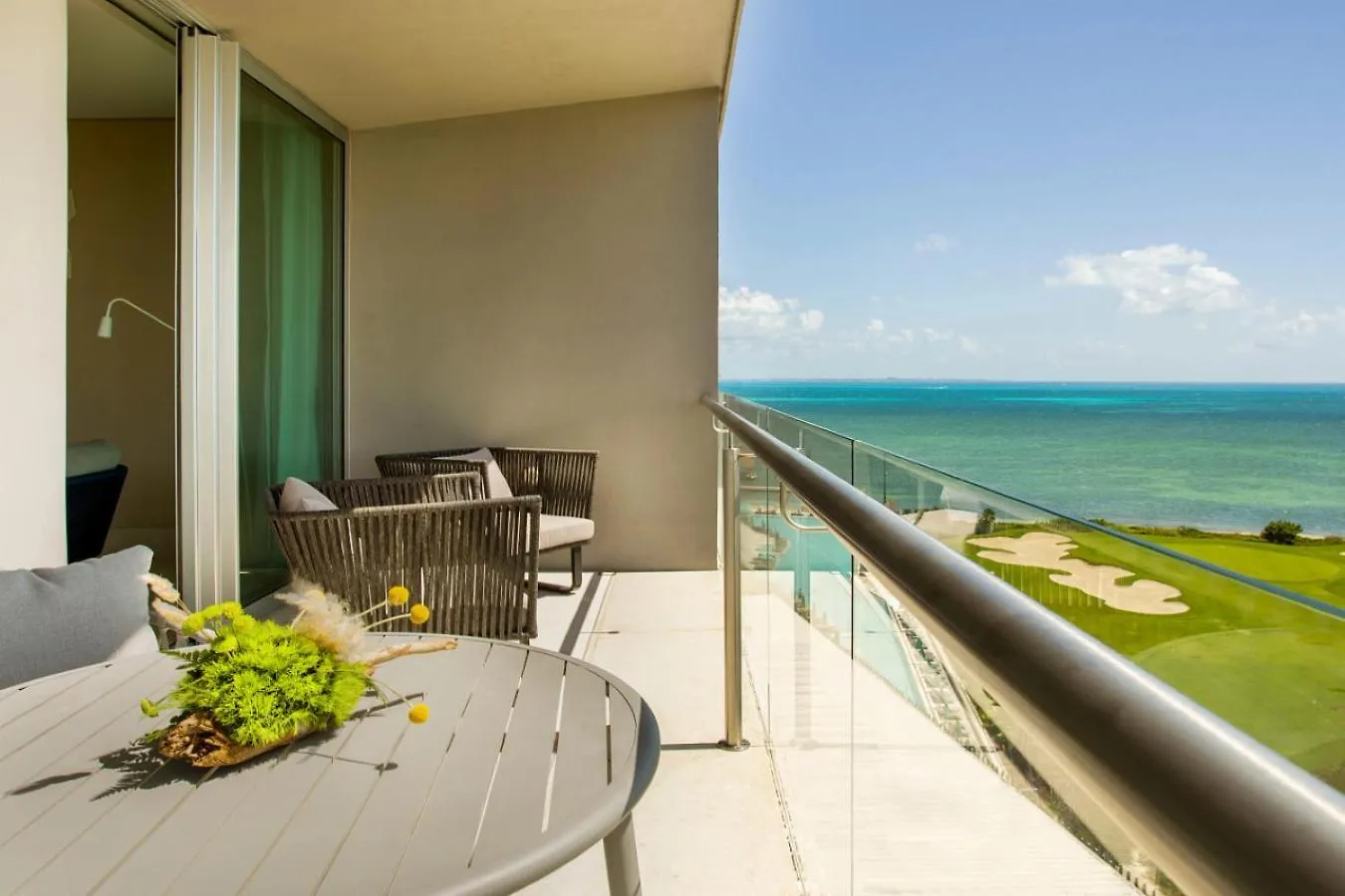 Dreams Vista Cancun Golf & Spa Resort 5*,