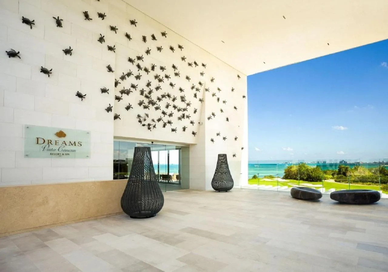 Dreams Vista Cancun Golf & Spa Resort